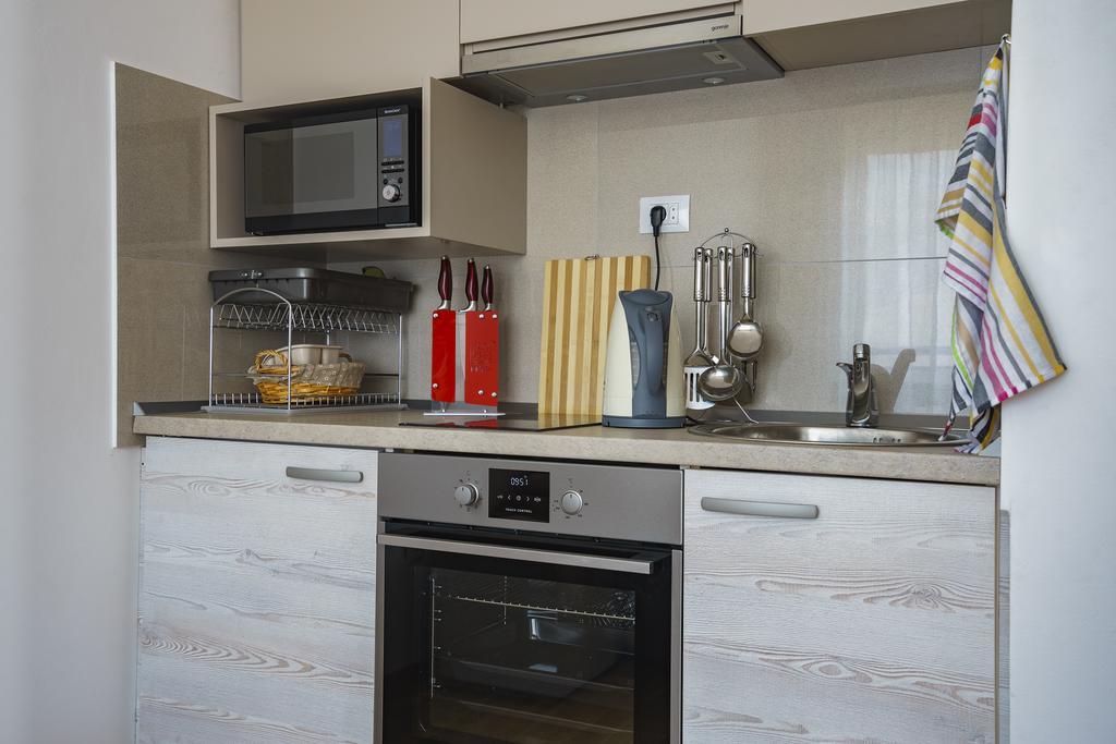Apartments Lora Bokeljske Brigade Budva Buitenkant foto