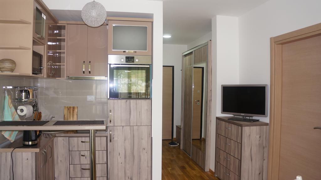 Apartments Lora Bokeljske Brigade Budva Buitenkant foto